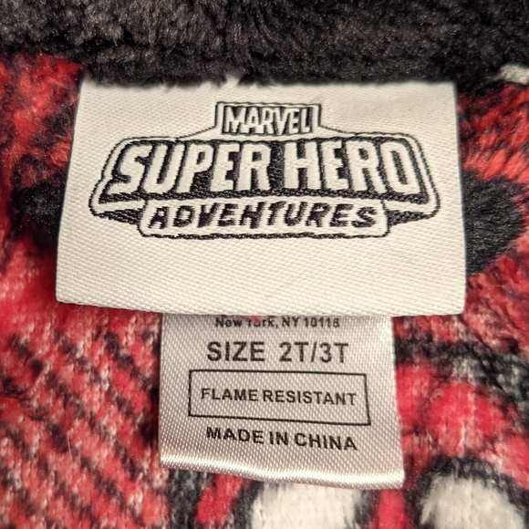 Red & Black Marvel Super Hero SpiderMan Kids Robe - Picture 4 of 5